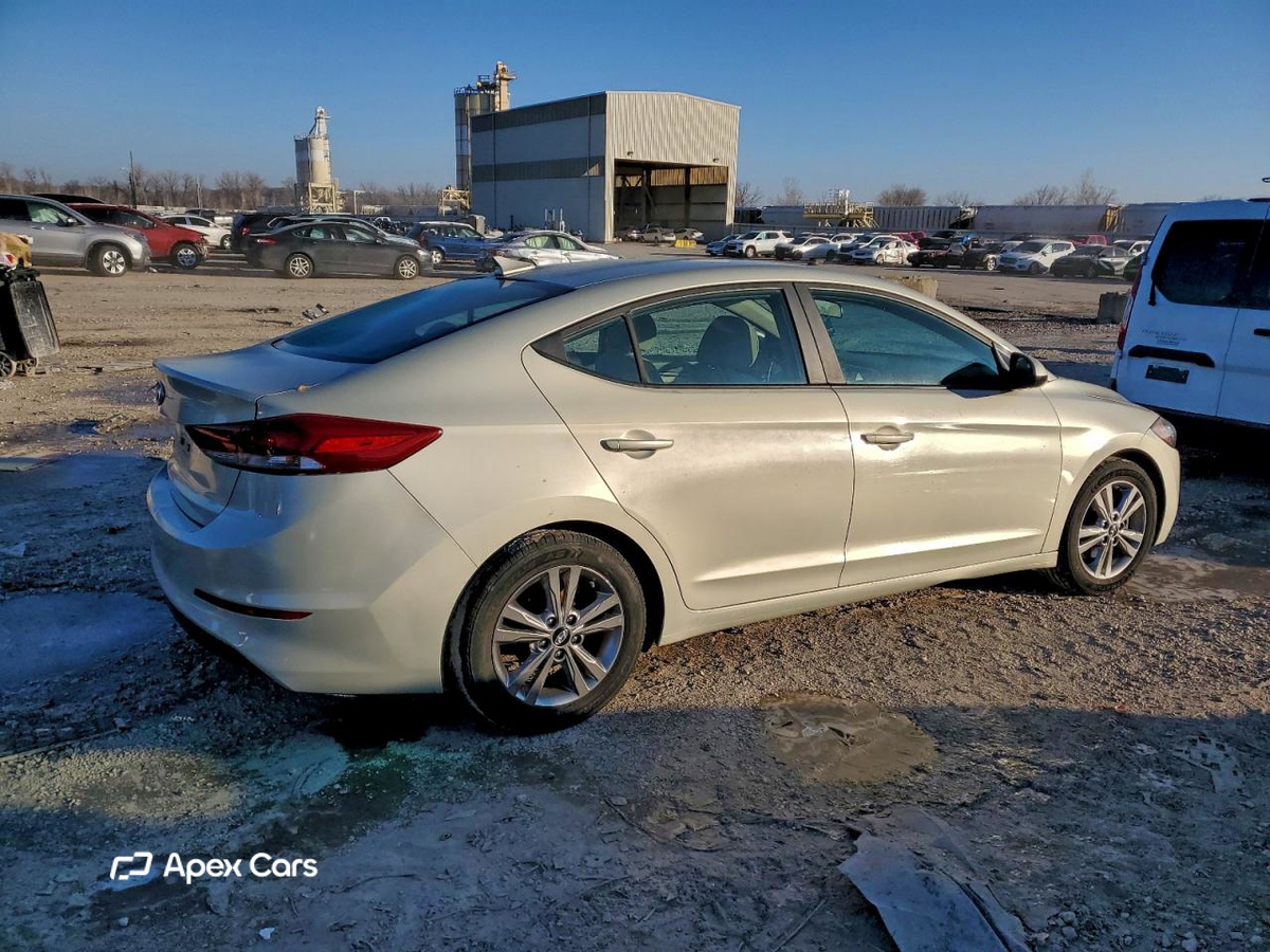 Hyundai Elantra 2017