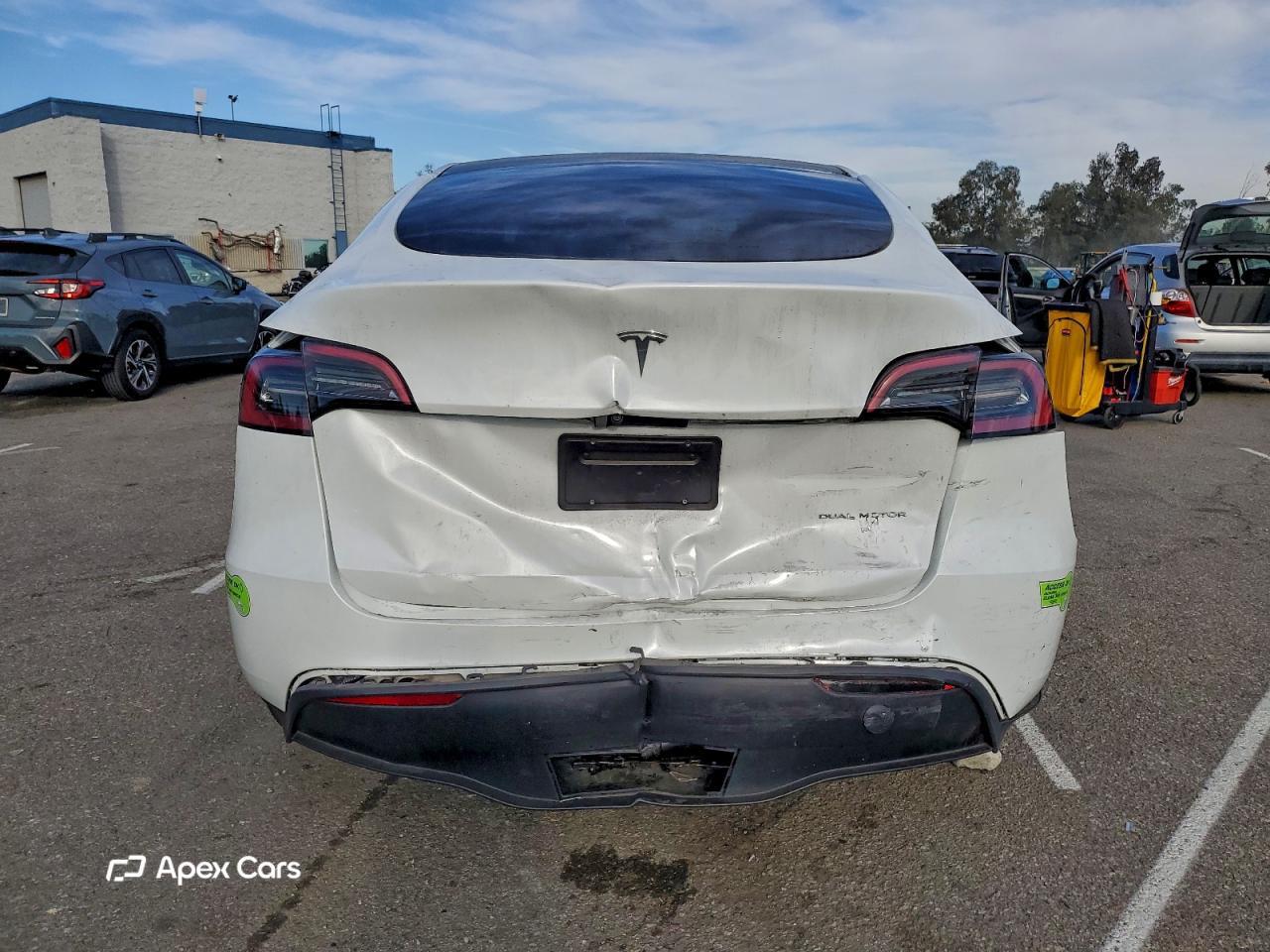 Tesla Model Y 2023