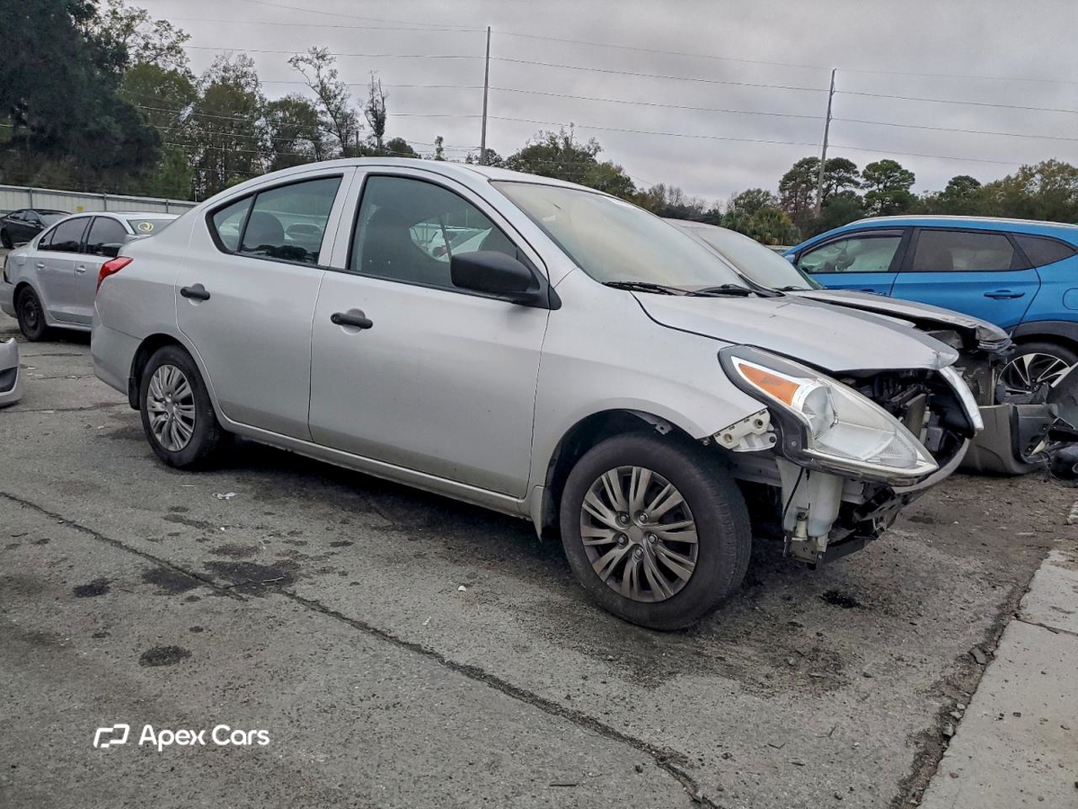 Nissan Versa 2019