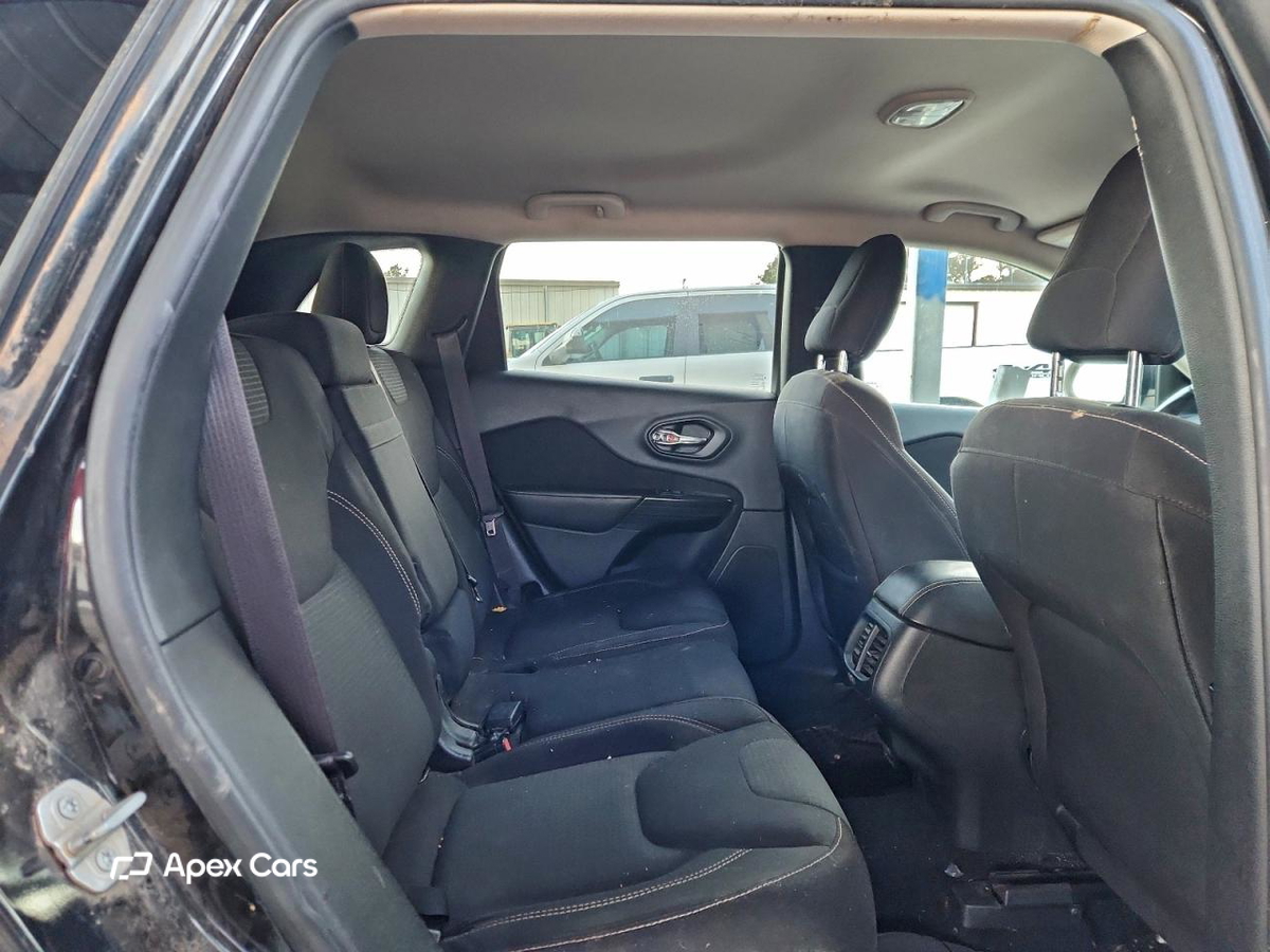 Jeep Cherokee 2016