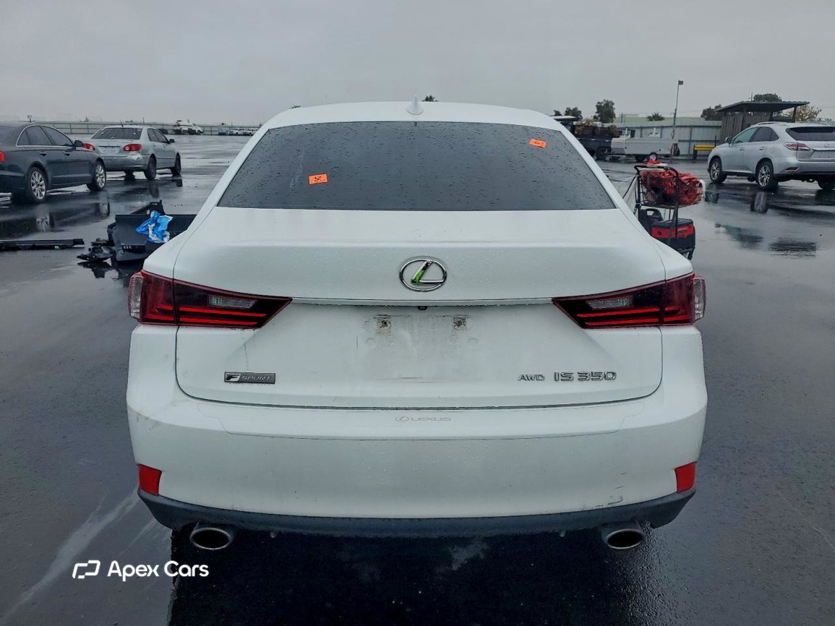 Lexus IS 2015