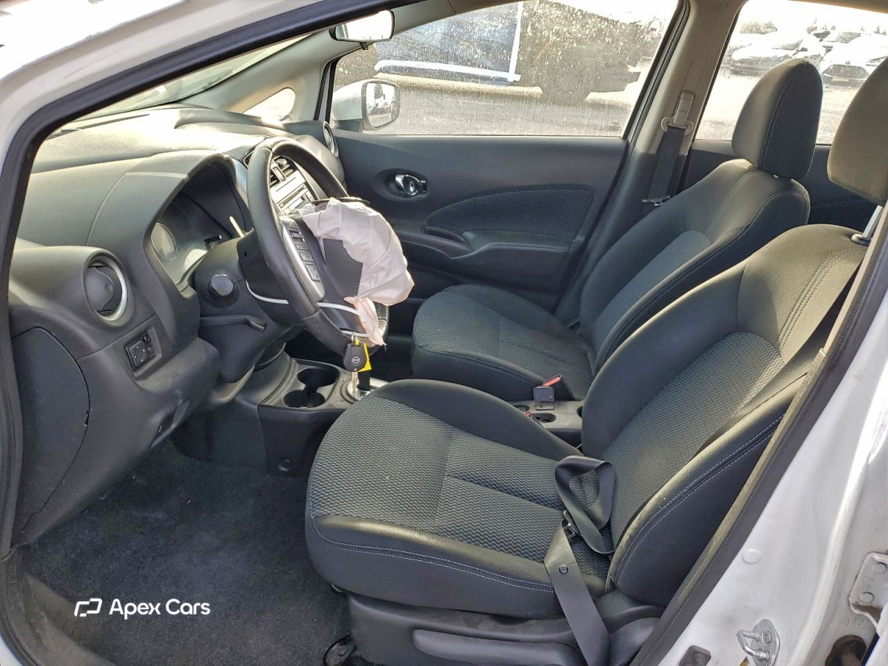 Nissan Versa 2015