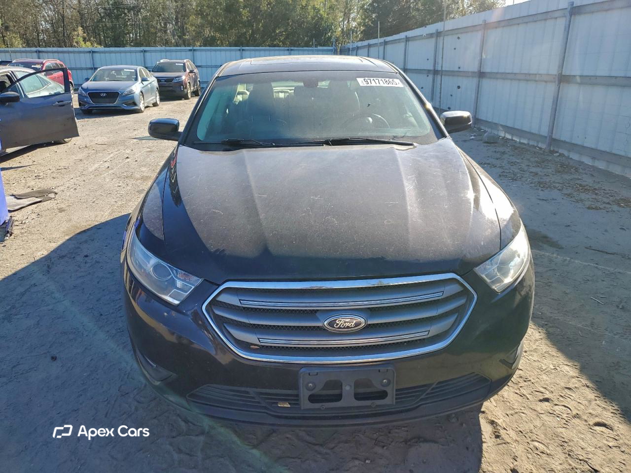Ford Taurus 2013