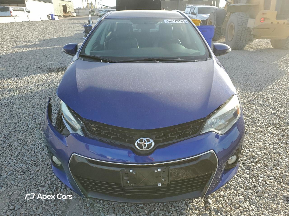 Toyota Corolla 2015