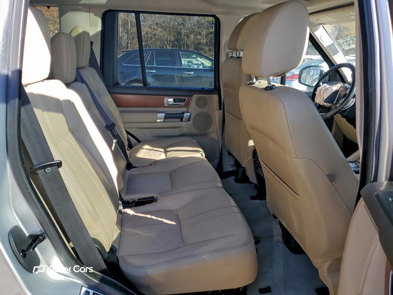 Land Rover LR4 2016