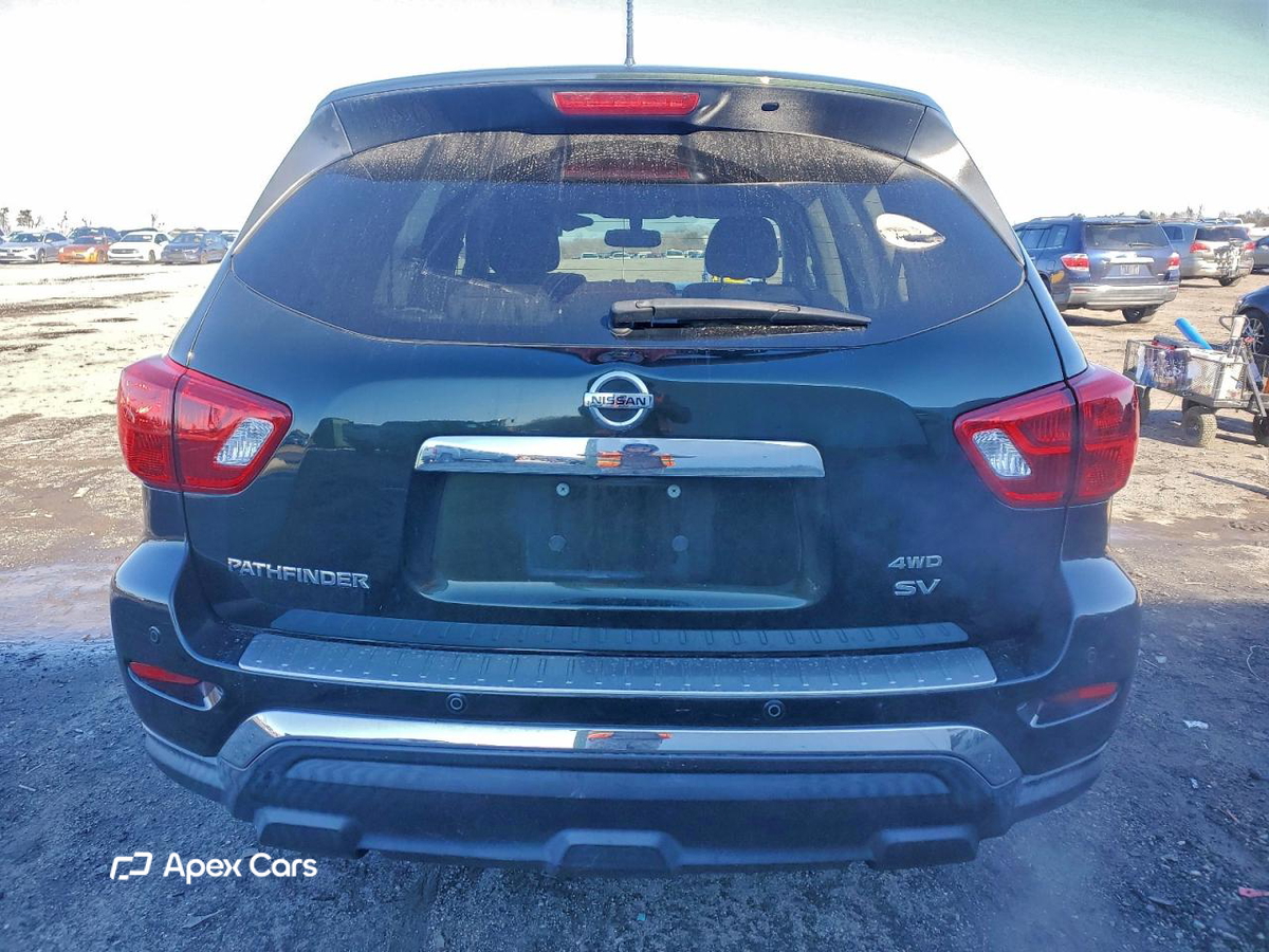 Nissan Pathfinder 2018