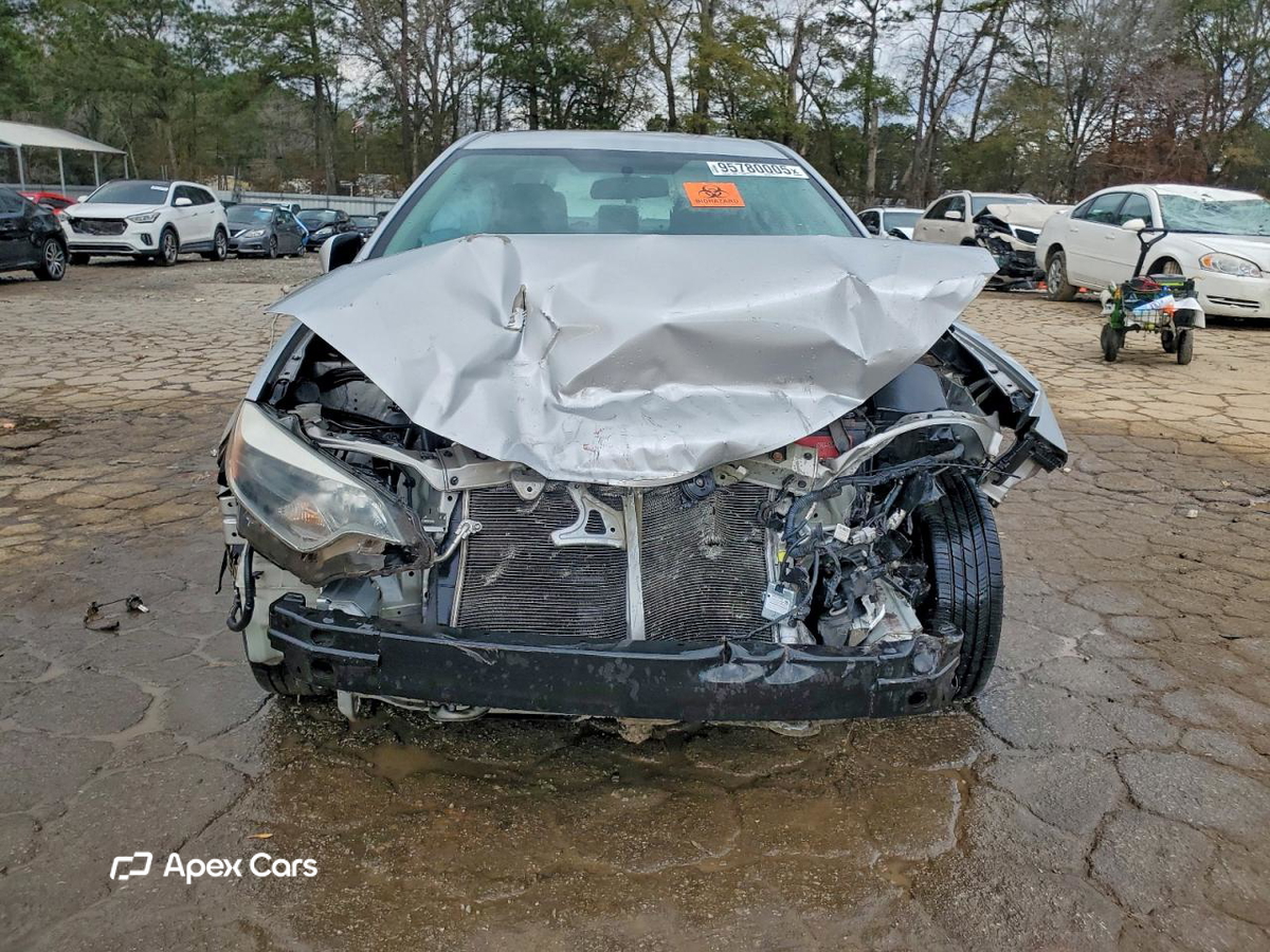 Toyota Corolla 2015