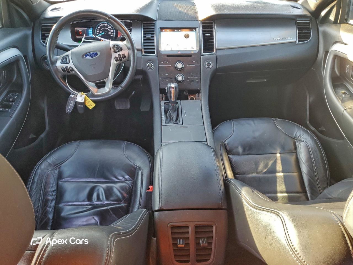 Ford Taurus 2016