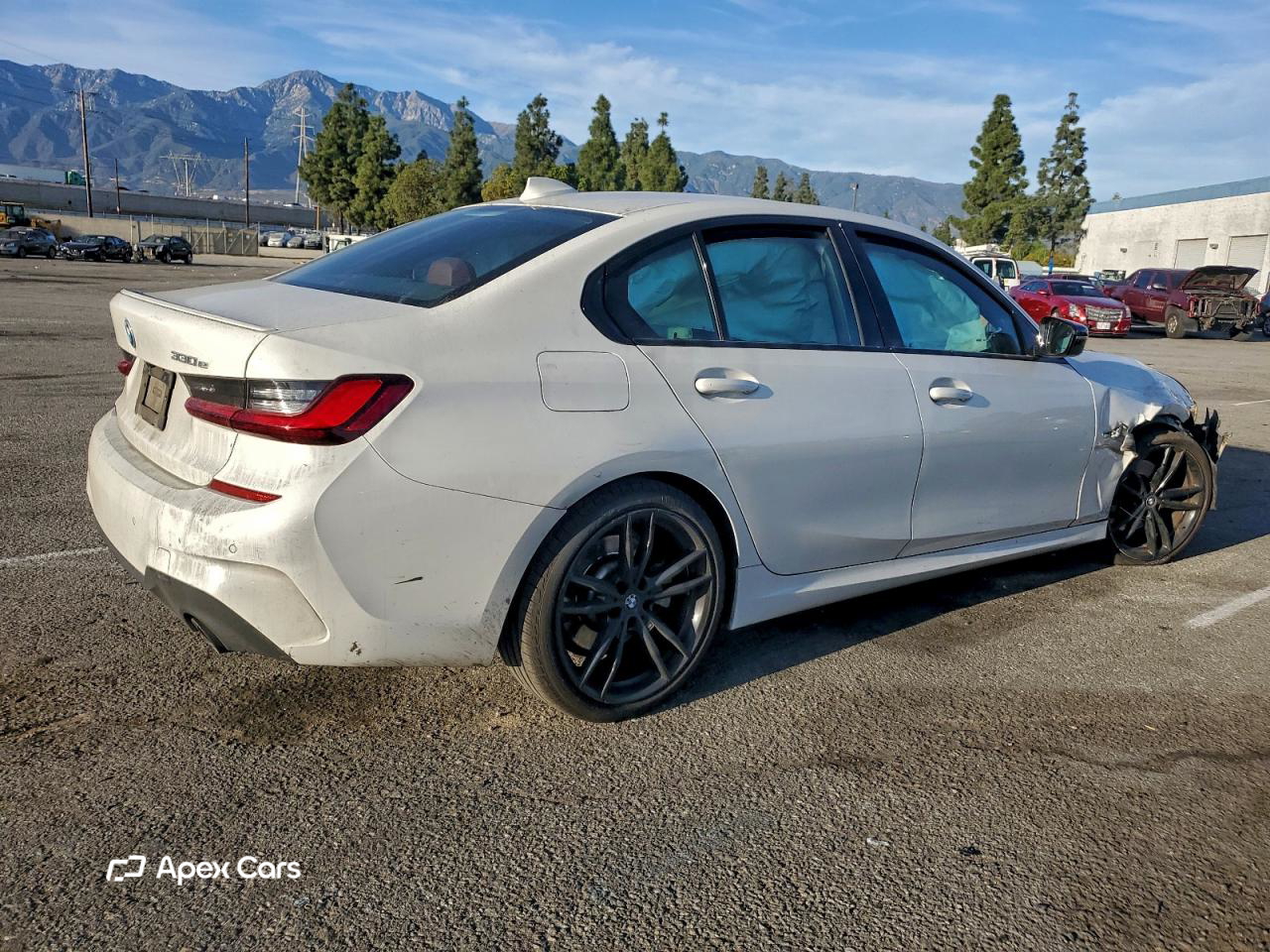 BMW Series 3 2022