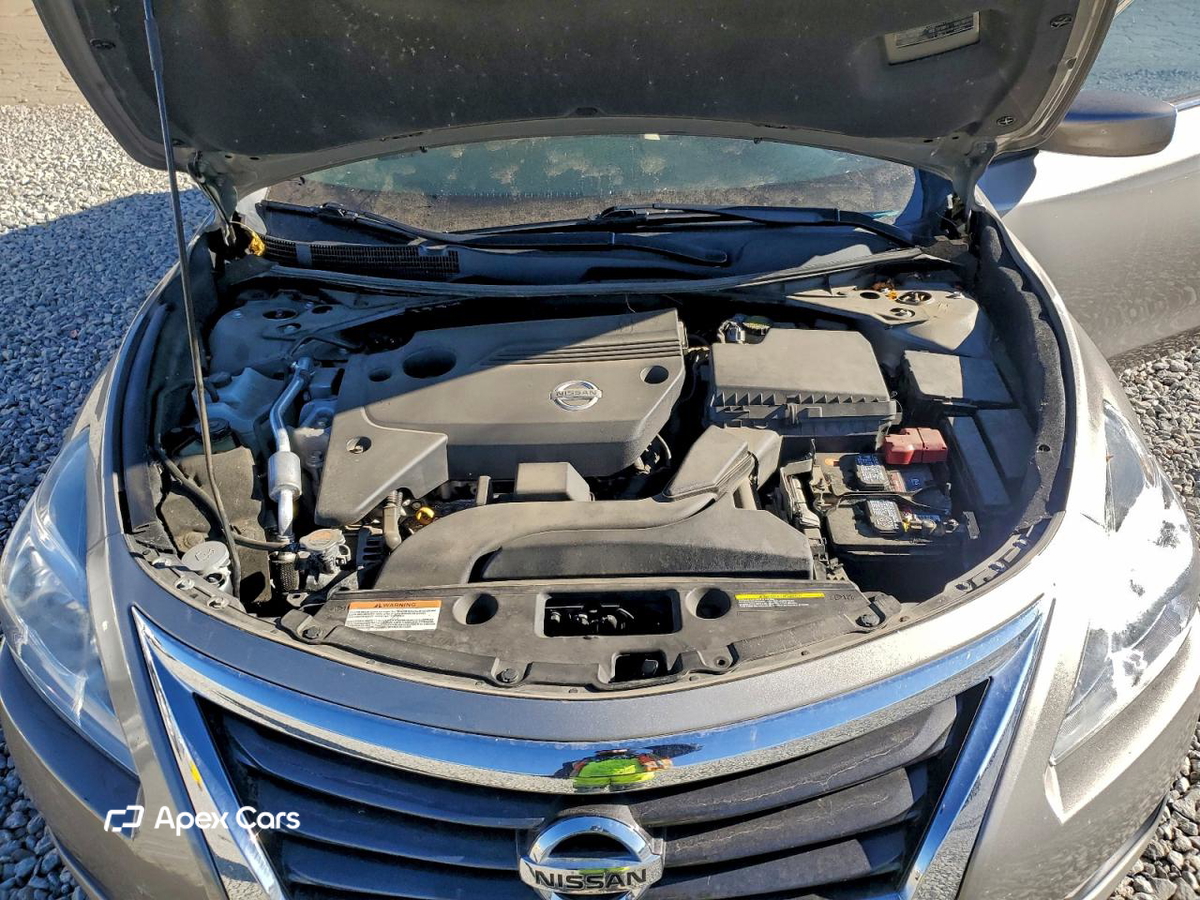 Nissan Altima 2015