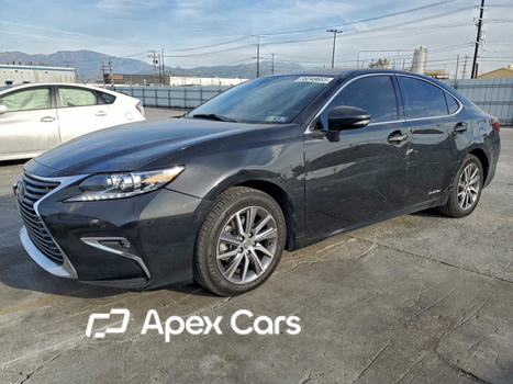 Lexus ES 2018 - Image 1 of 12