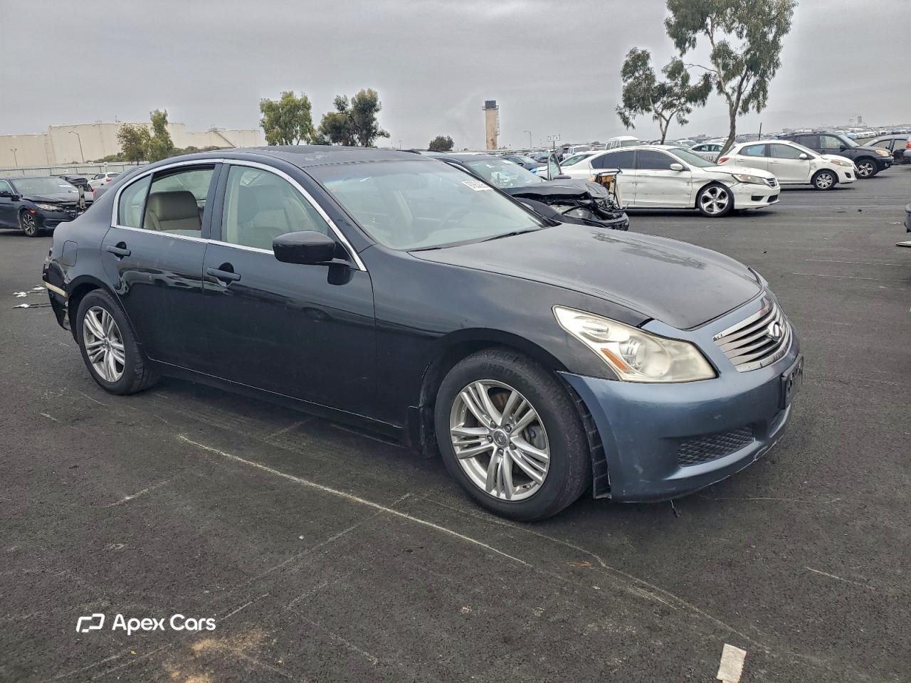 Infiniti G 2013