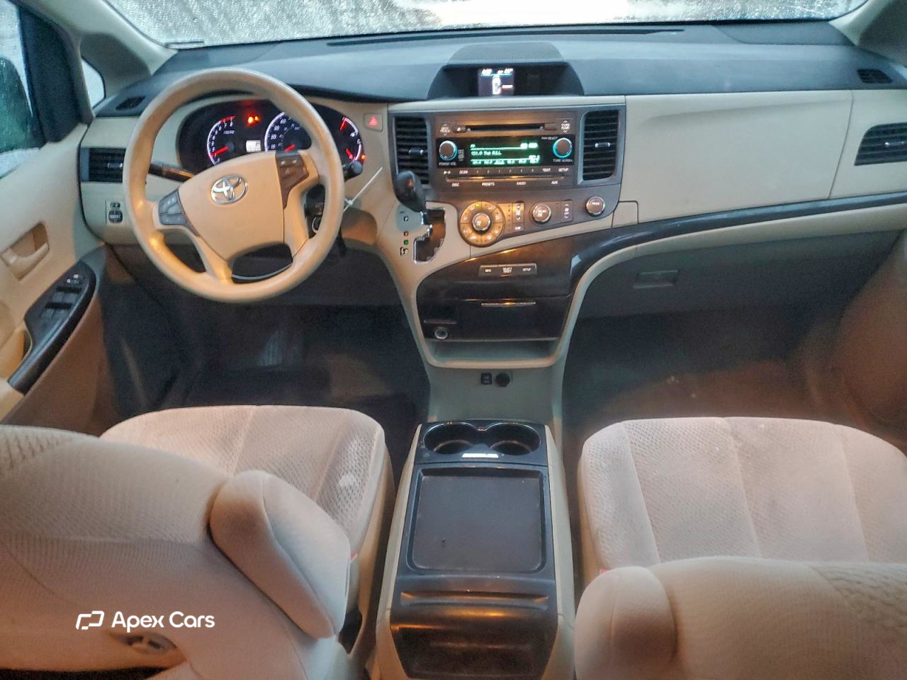 Toyota Sienna 2011
