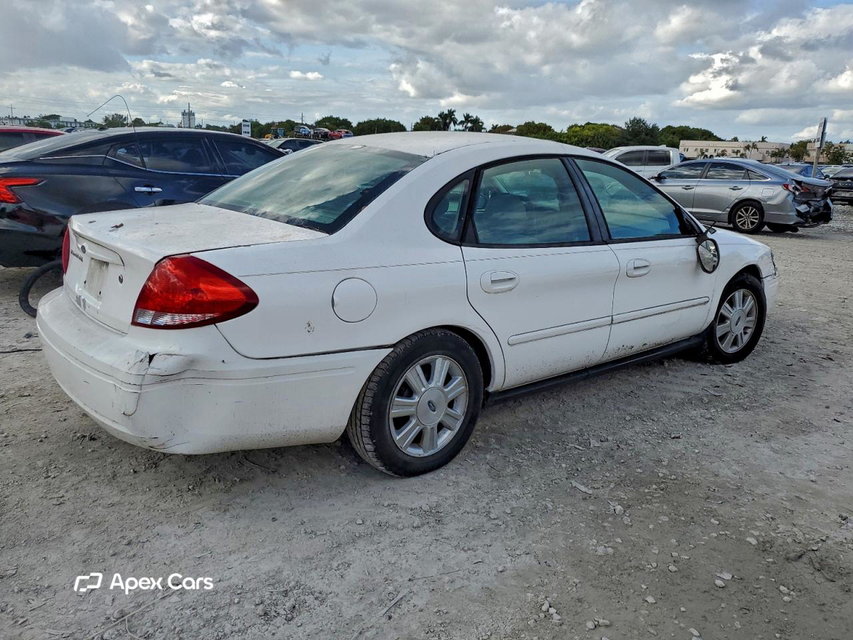 Ford Taurus 2005