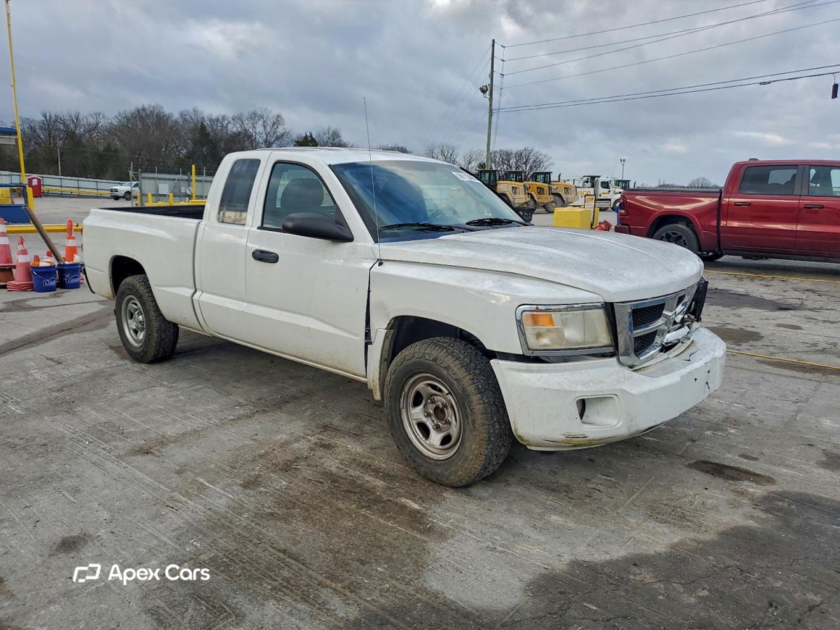 Dodge Dakota 2011