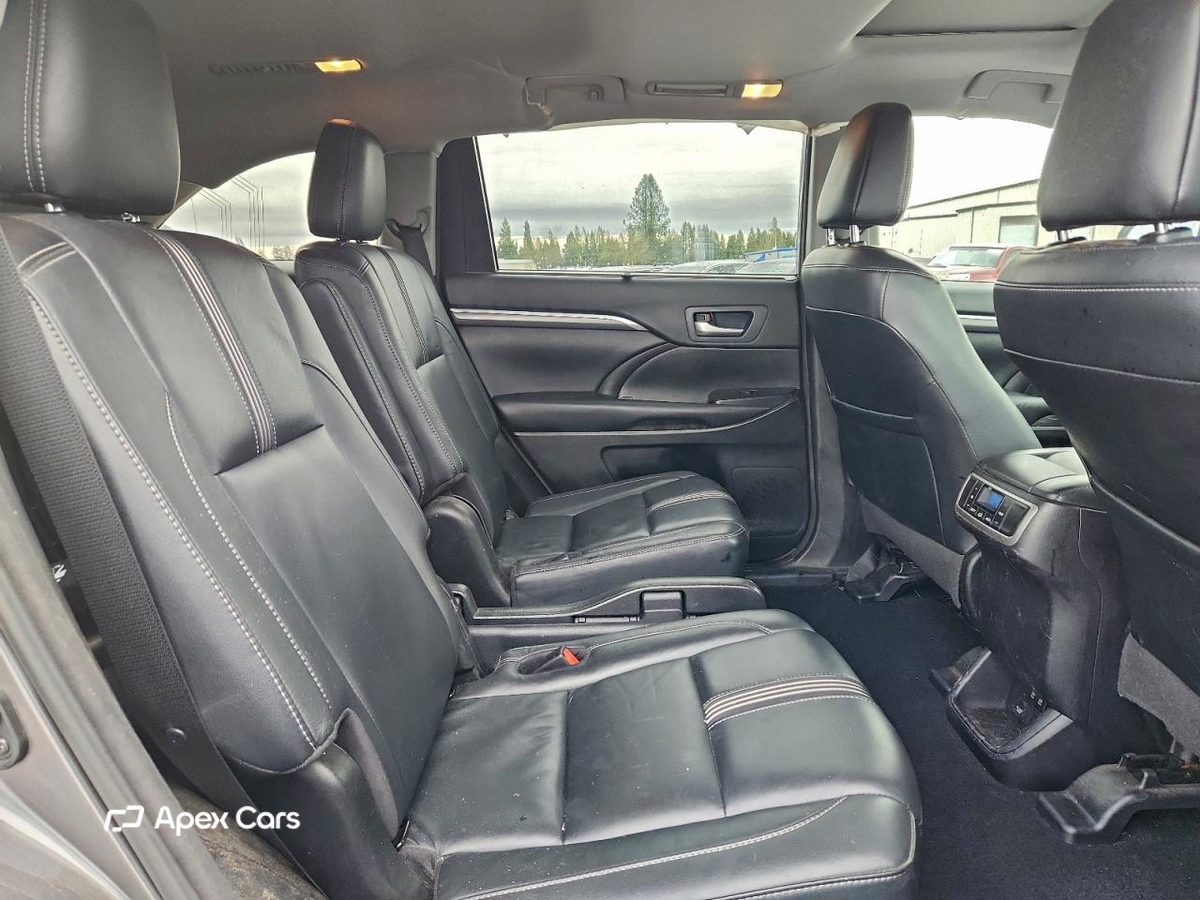 Toyota Highlander 2018