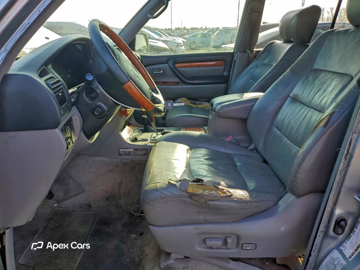 Lexus LX 2004