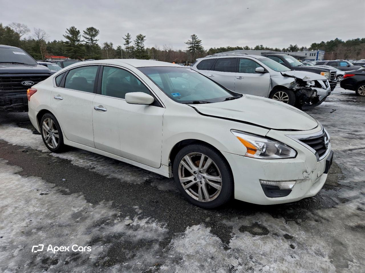 Nissan Altima 2013