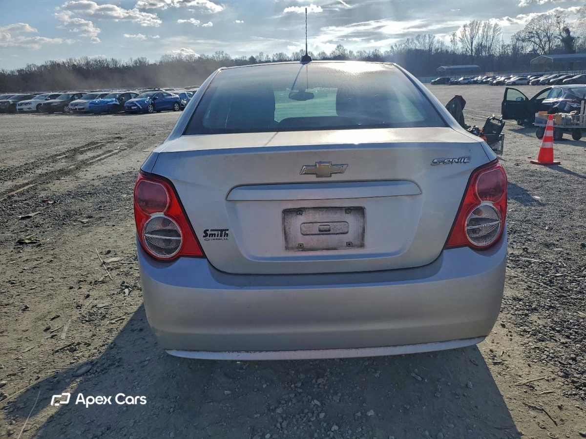Chevrolet Sonic 2016