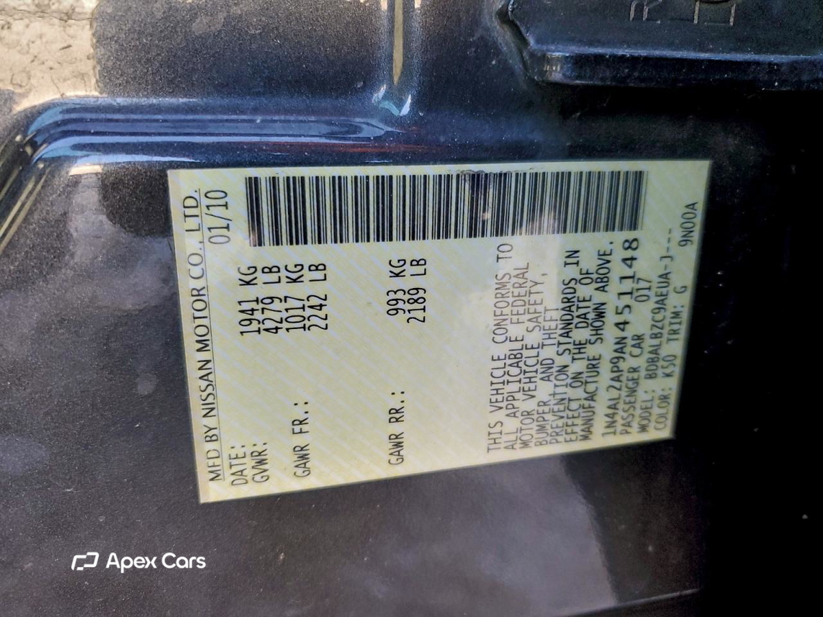 Nissan Altima 2010