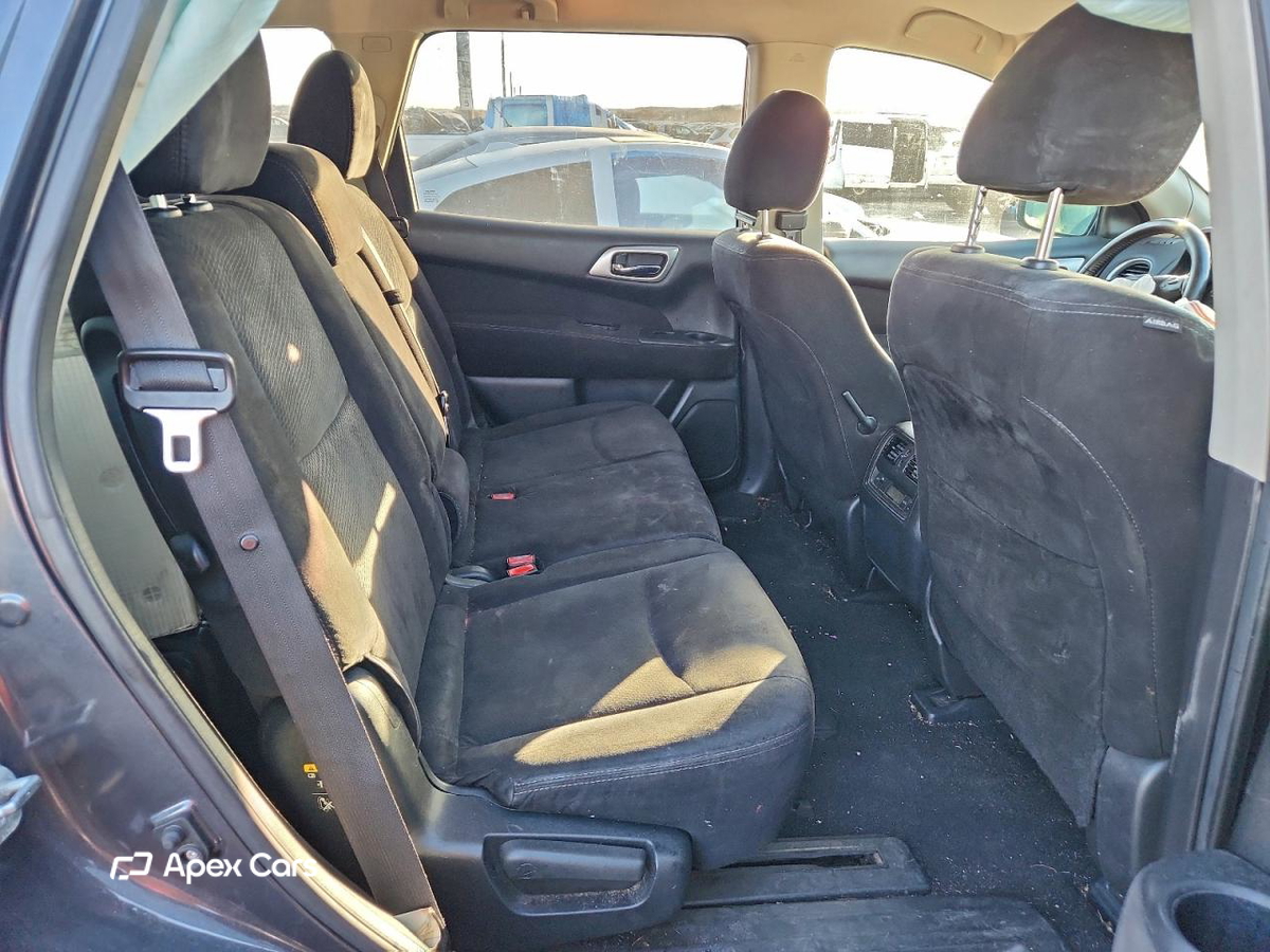 Nissan Pathfinder 2014