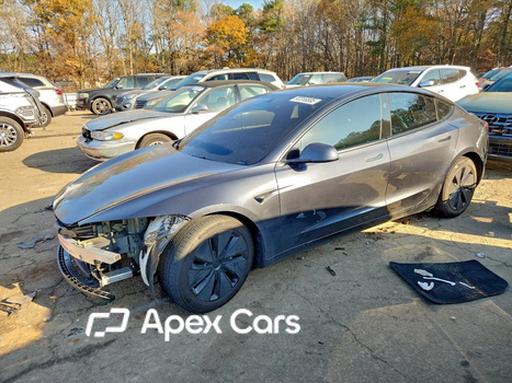 Tesla Model 3 2025 - Zdjęcie 1 z 13