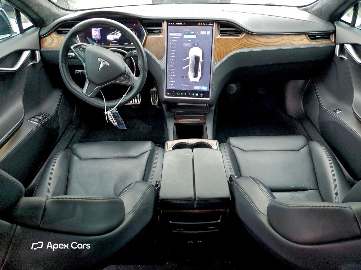 Tesla Model S 2018