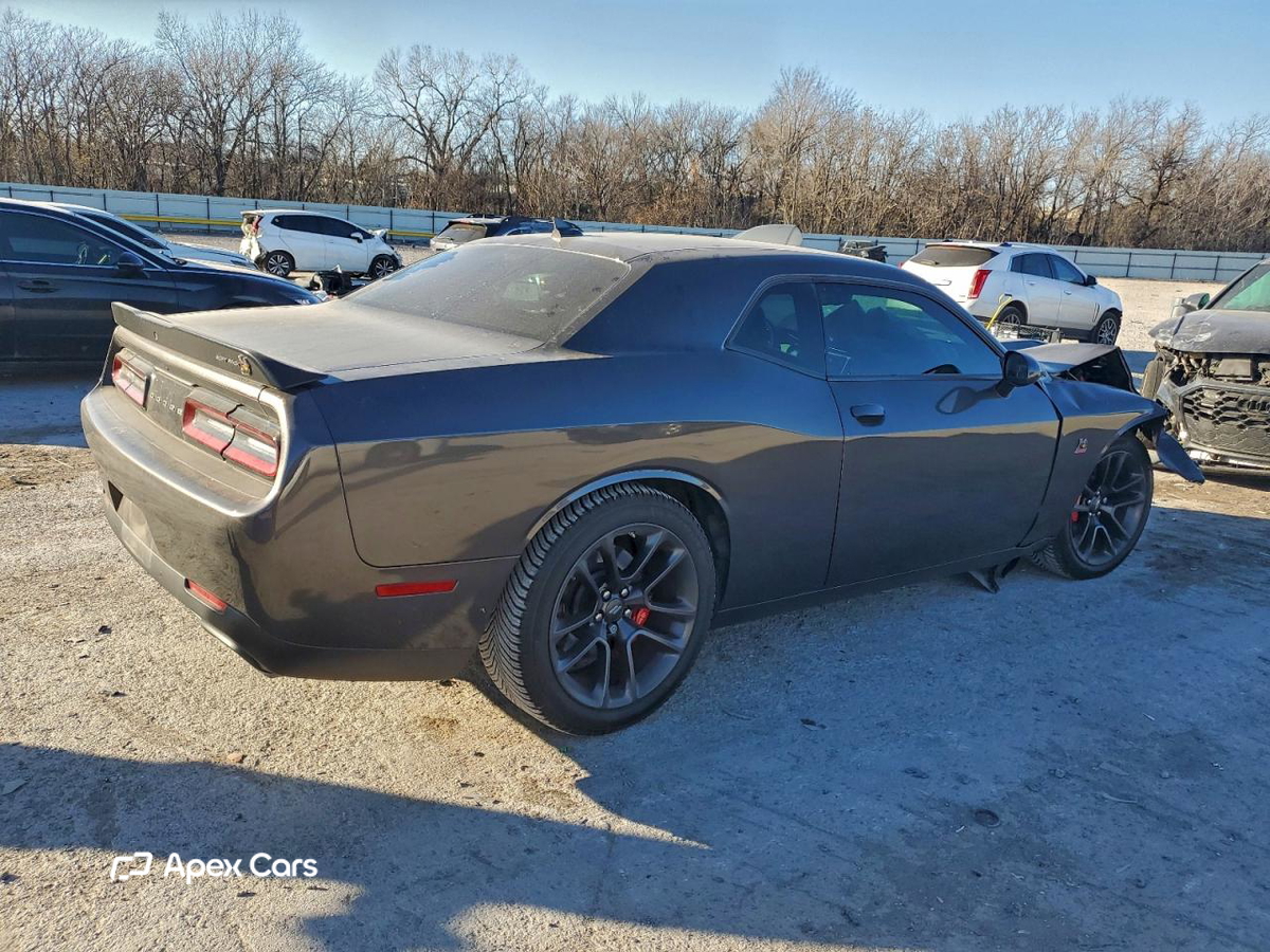 Dodge Challenger 2021
