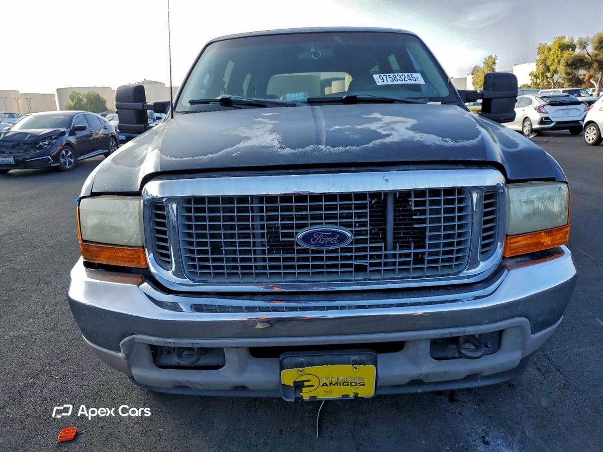Ford Excursion 2000