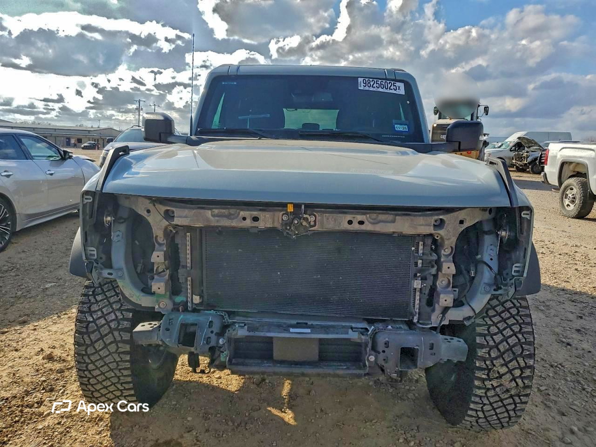 Ford Bronco 2024