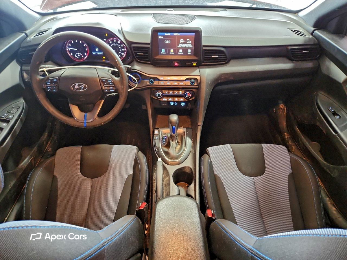 Hyundai Veloster 2020