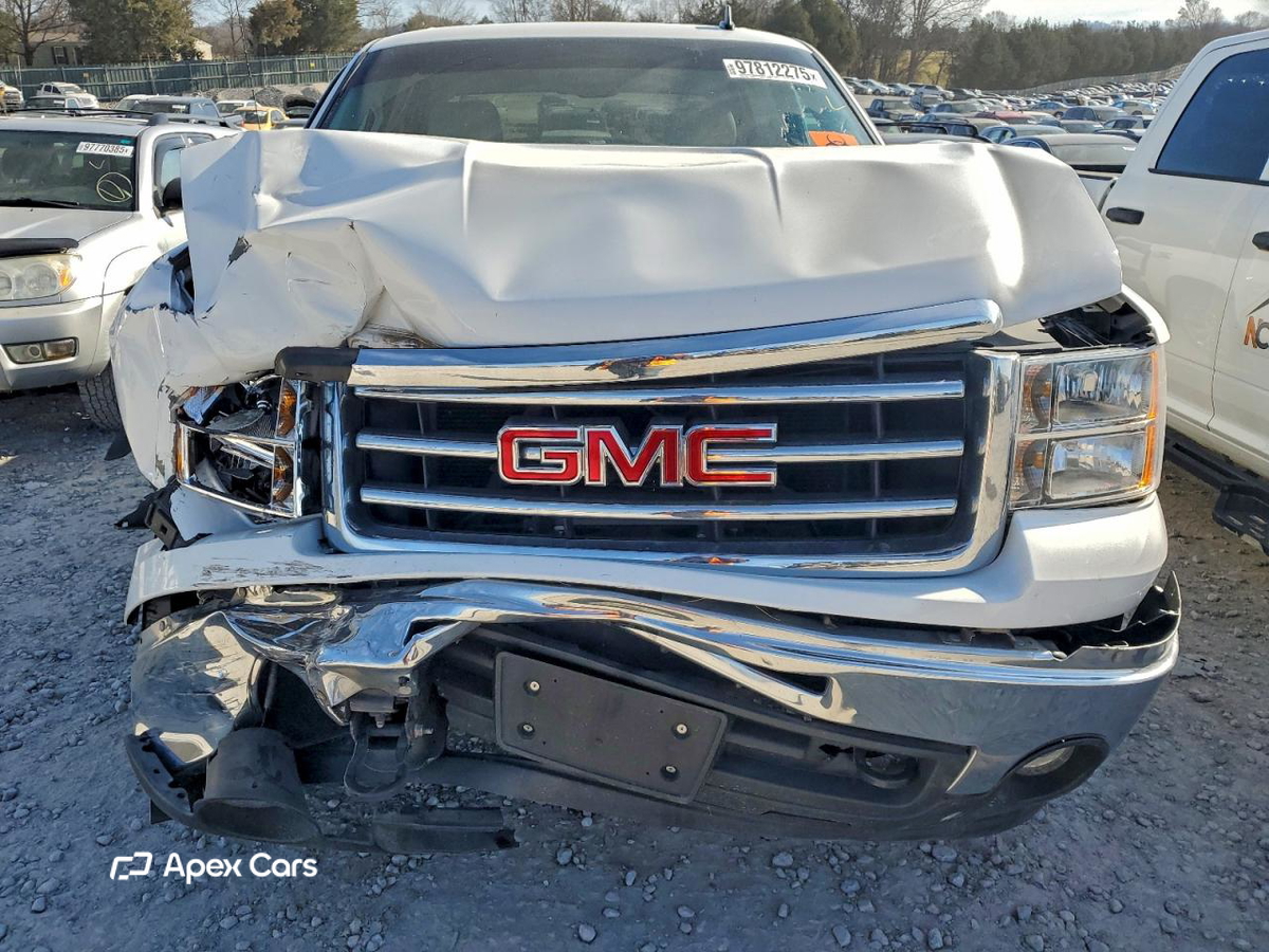 GMC Sierra 2013