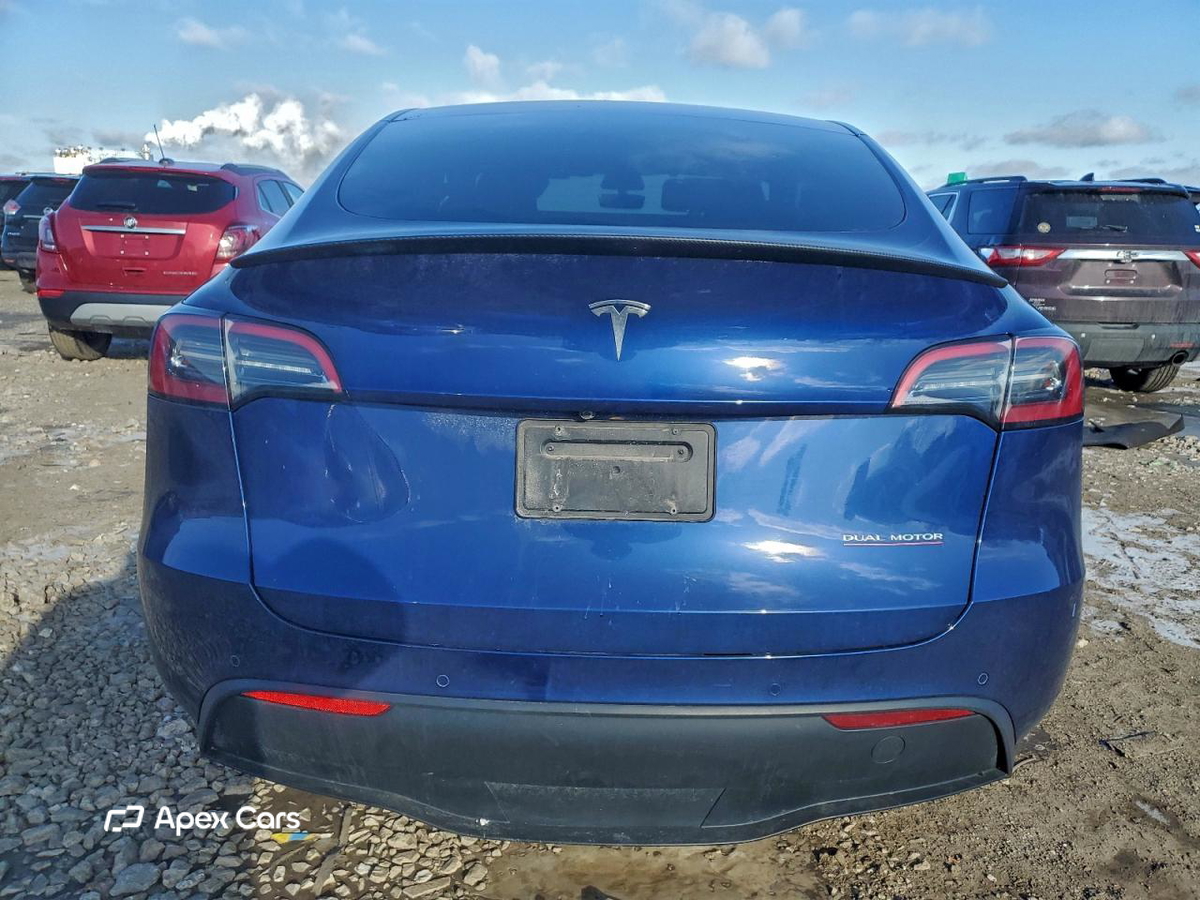 Tesla Model Y 2022