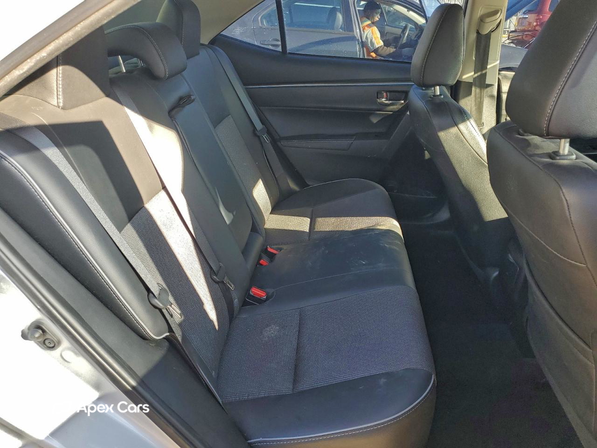 Toyota Corolla 2015