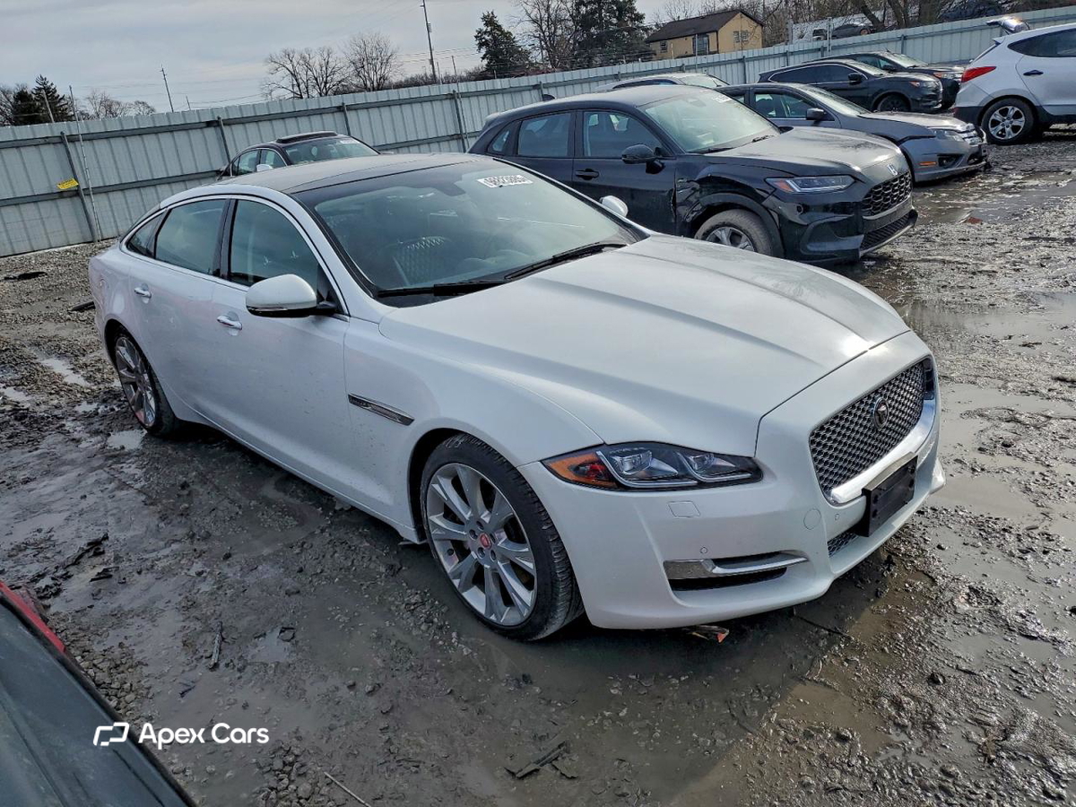 Jaguar XJ 2016