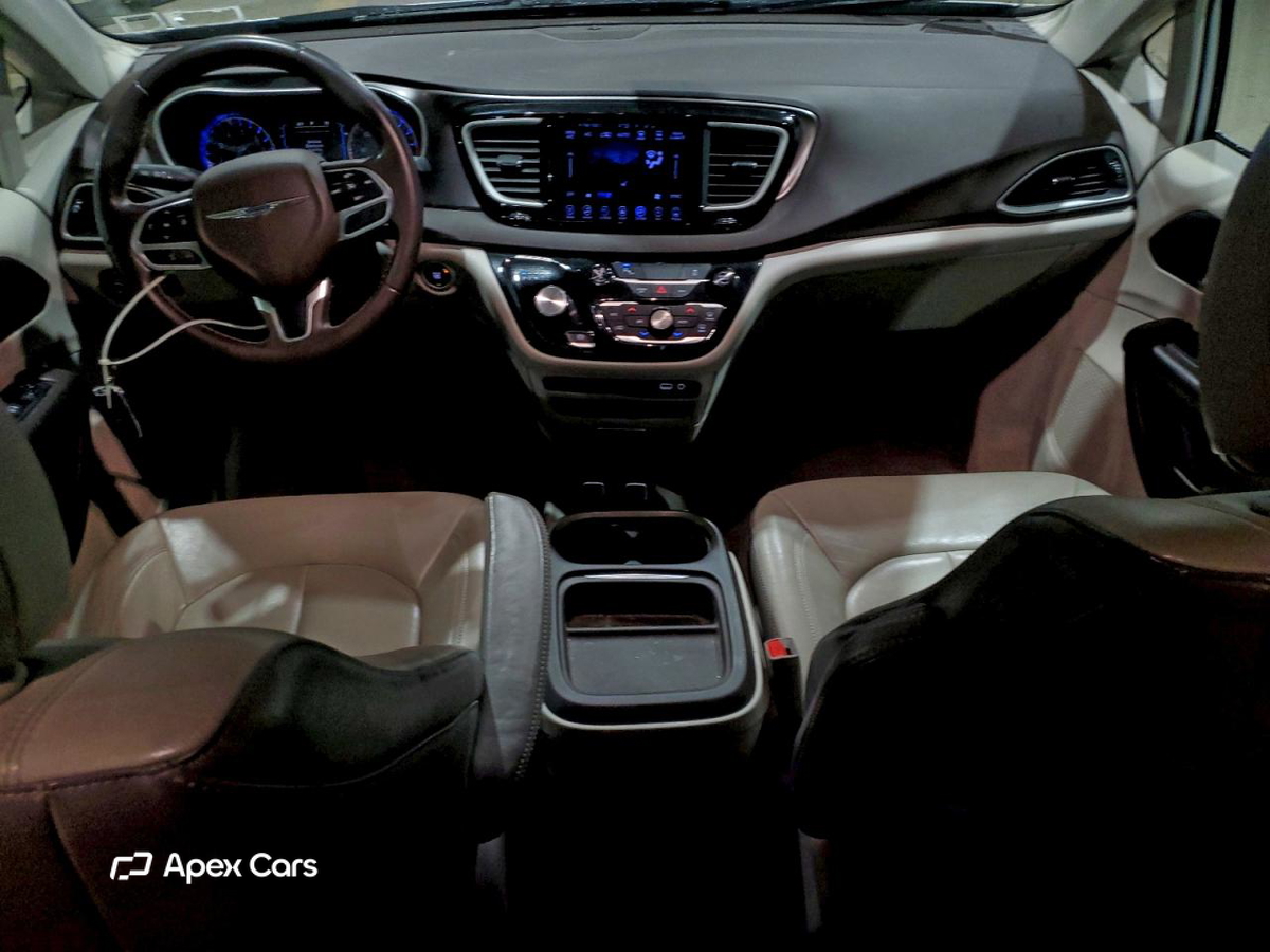 Chrysler Pacifica 2017