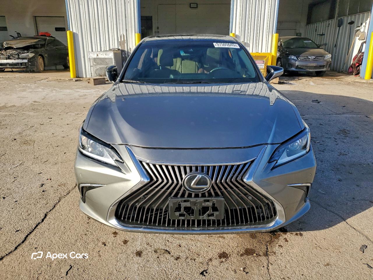 Lexus ES 2019