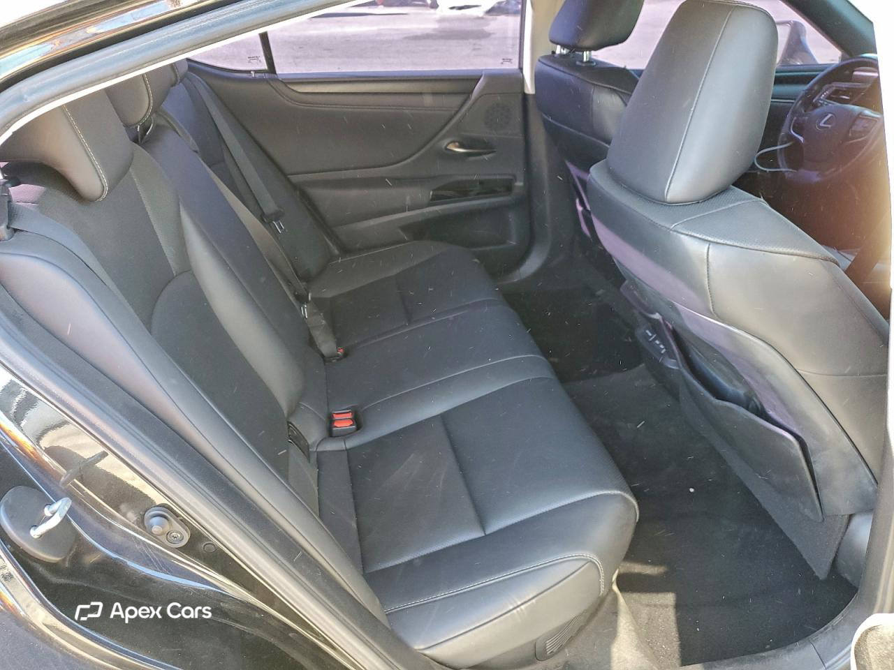 Lexus ES 2023