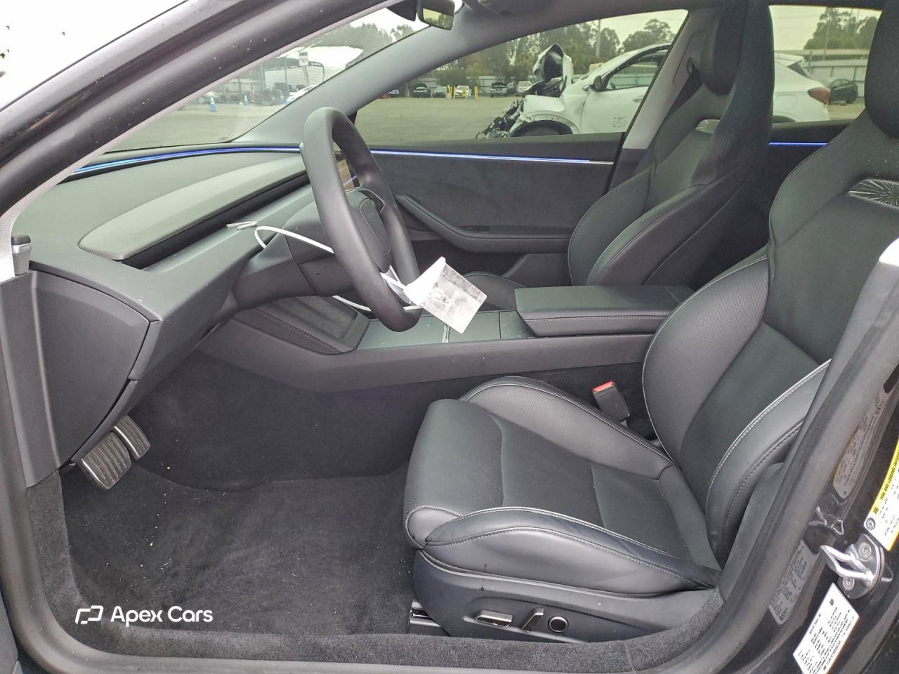 Tesla Model 3 2024