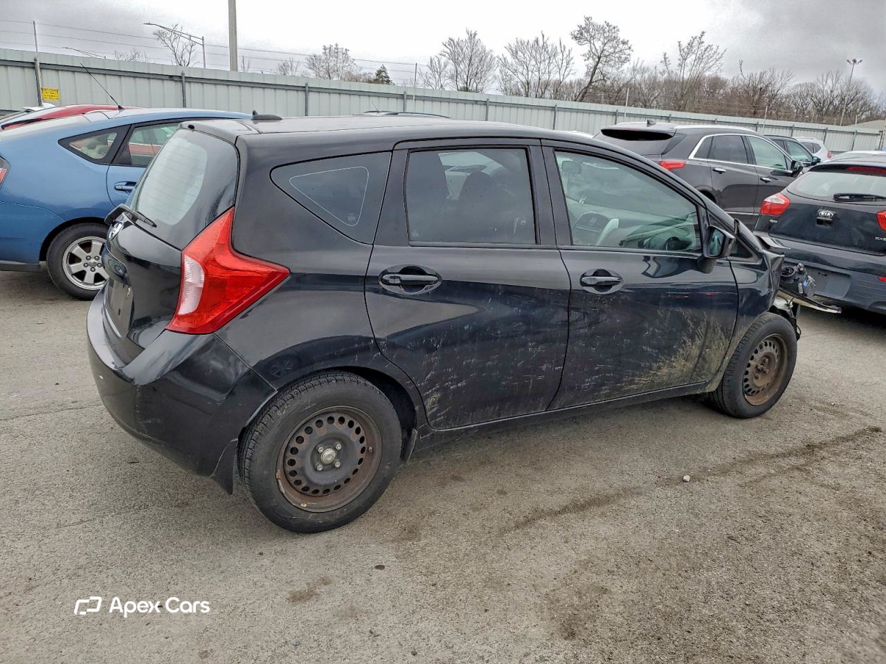 Nissan Versa 2015