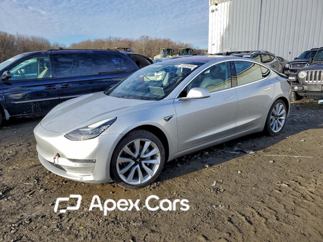Tesla Model 3 2018 - Image 1 of 13