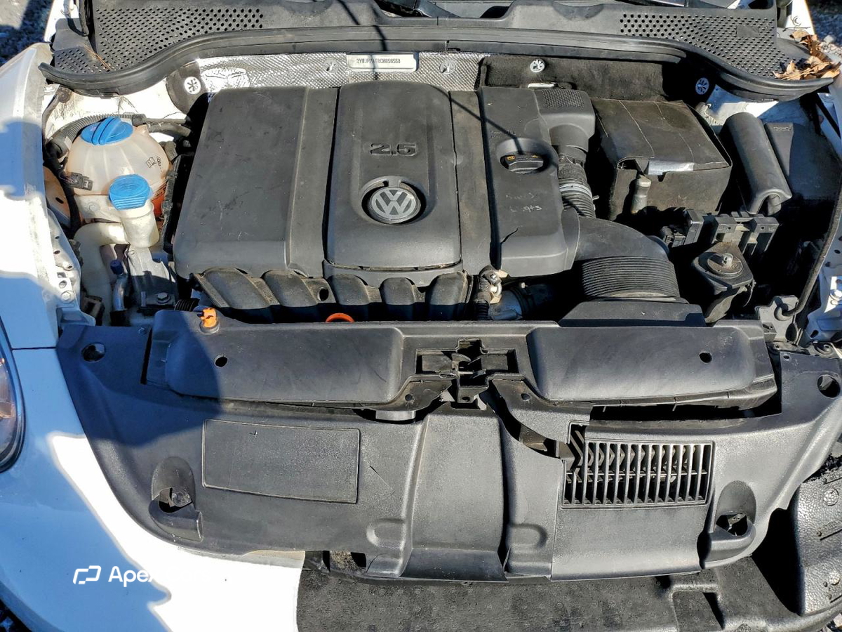 Volkswagen Beetle 2012