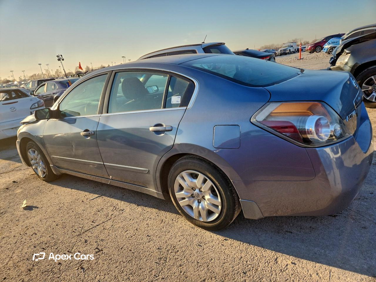 Nissan Altima 2011