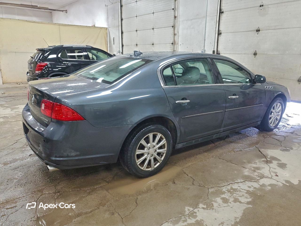 Buick Lucerne 2011