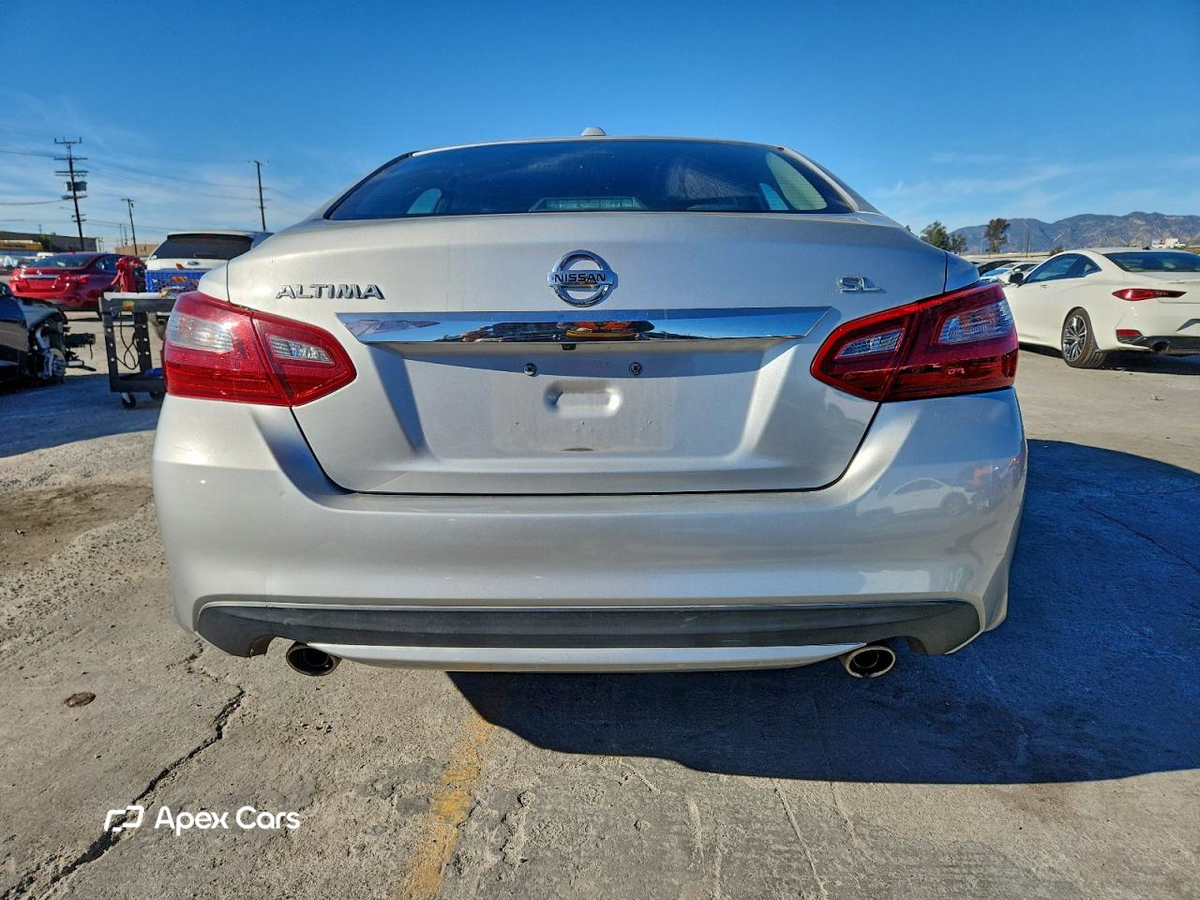 Nissan Altima 2018