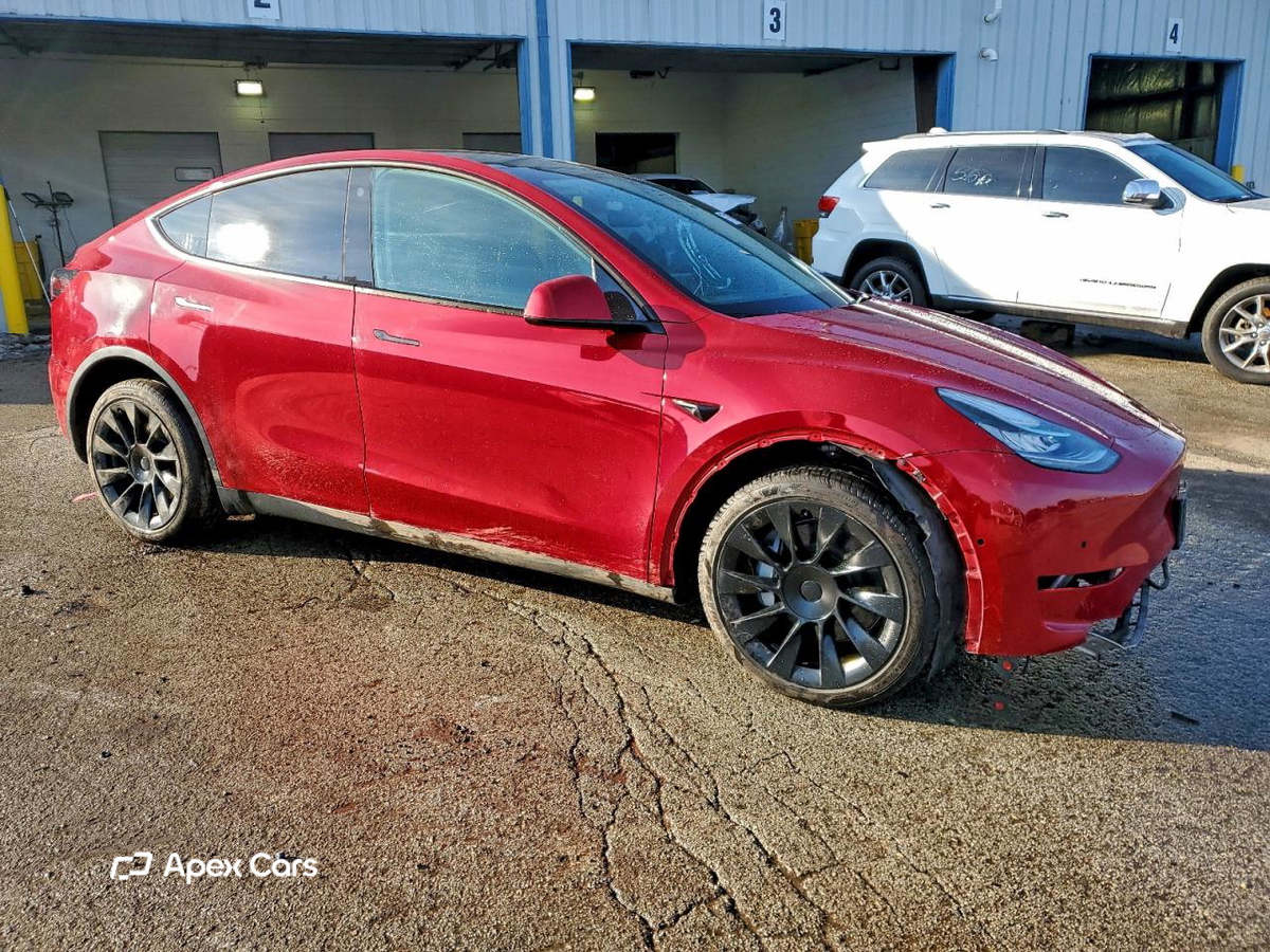 Tesla Model Y 2022