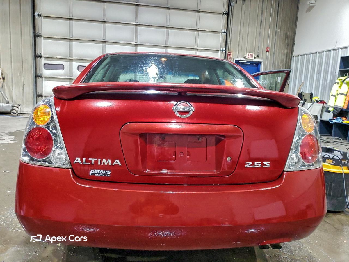 Nissan Altima 2004