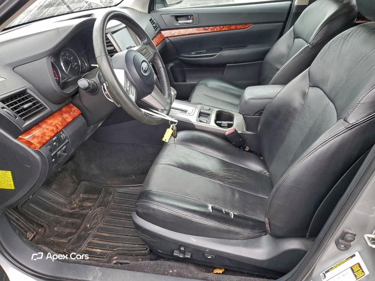 Subaru Outback 2011