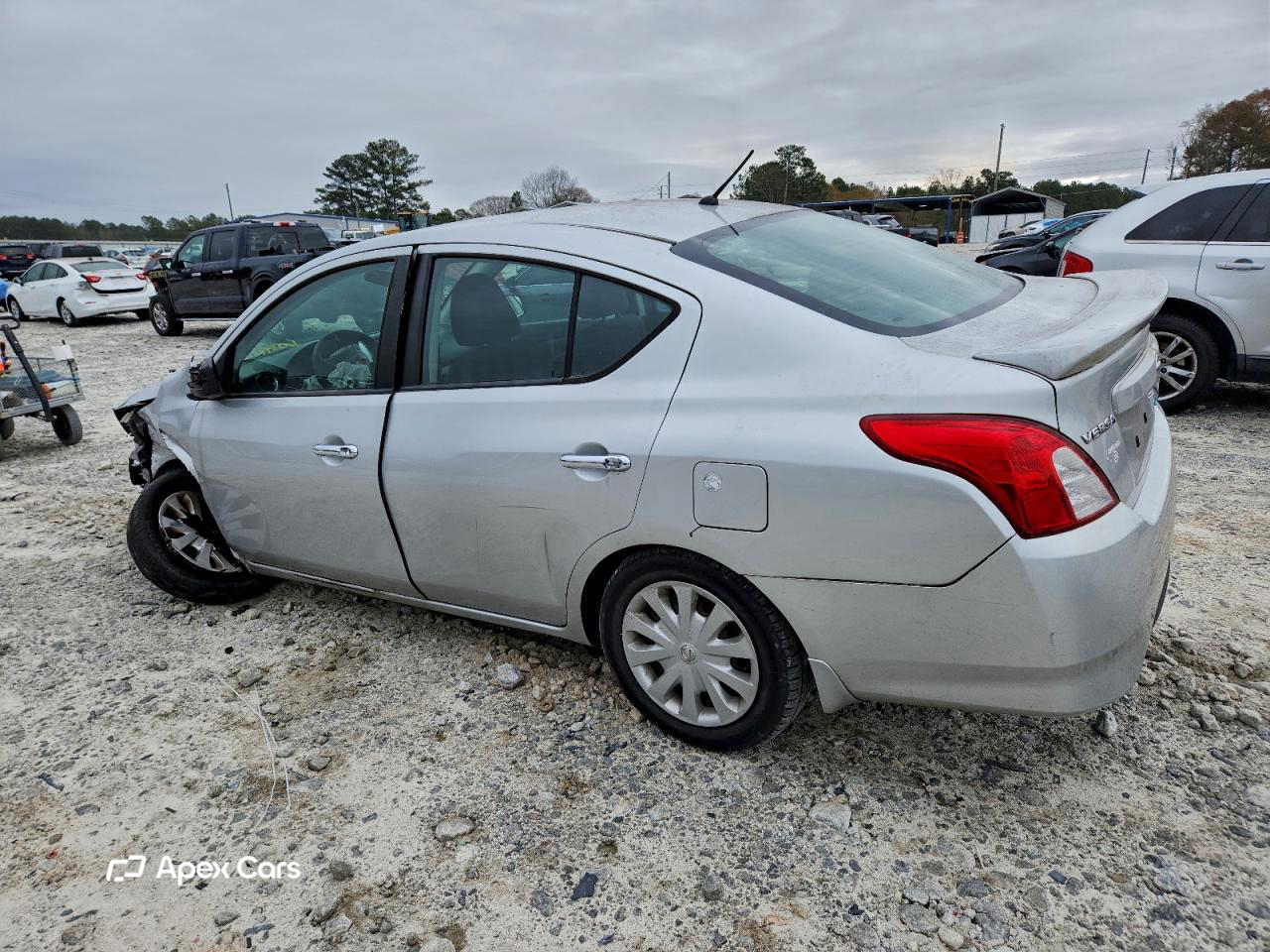 Nissan Versa 2016