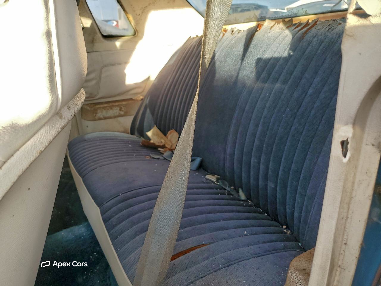 Oldsmobile Cutlass 1975